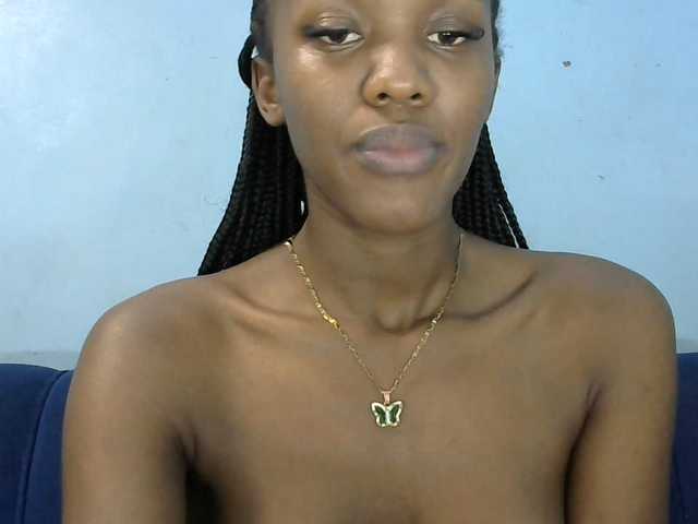 Trisha254 live cam on BongaCams
