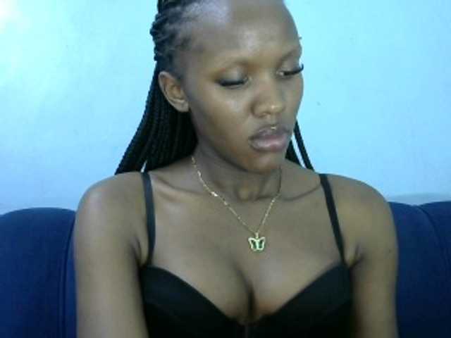 Trisha254 live cam on BongaCams
