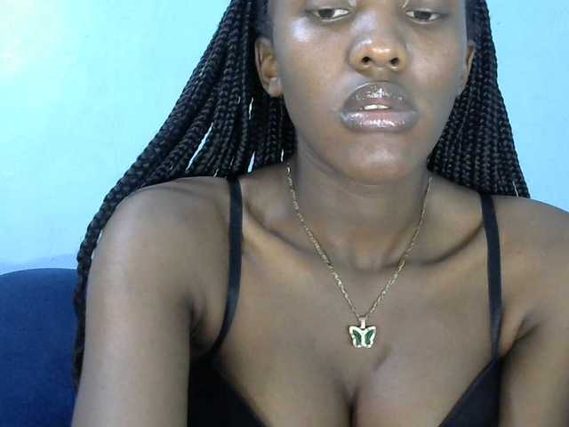 Trisha254 live cam on BongaCams