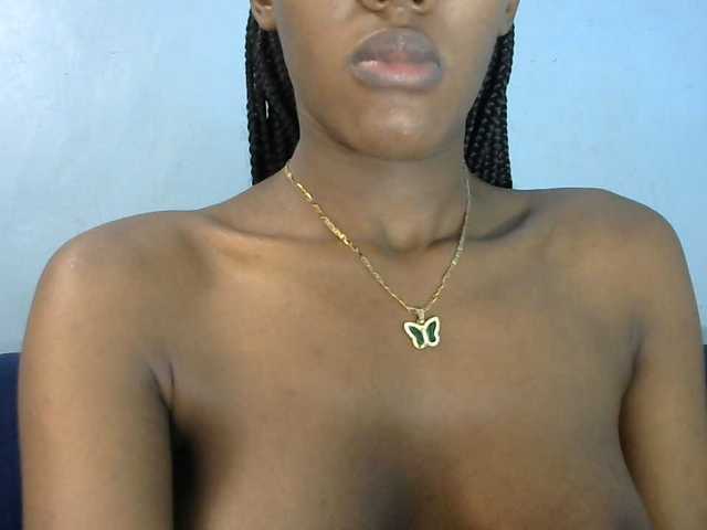 Trisha254 live cam on BongaCams