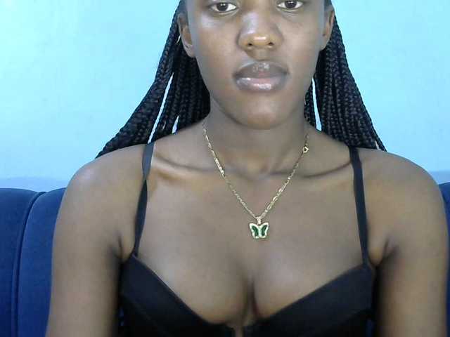Trisha254 live cam on BongaCams
