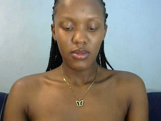 Trisha254 live cam on BongaCams