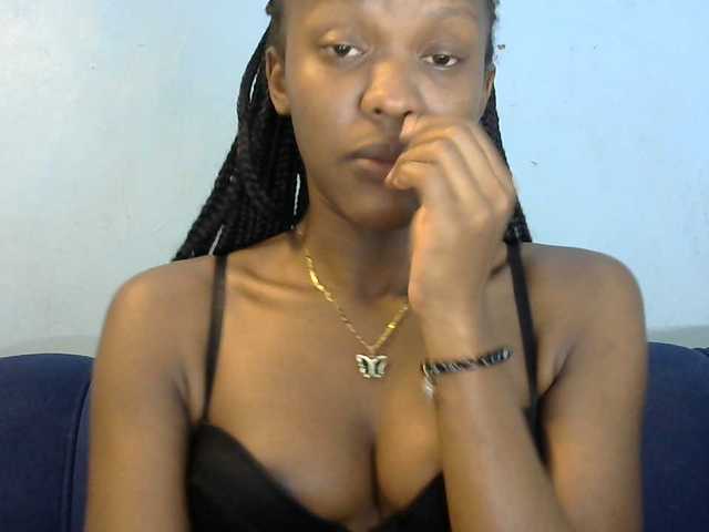 Trisha254 live cam on BongaCams
