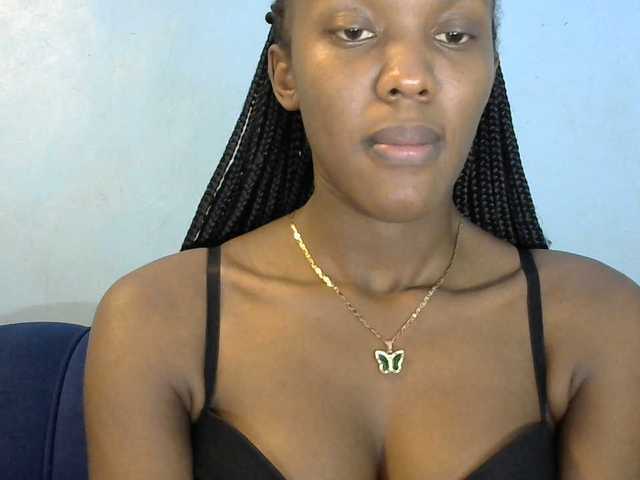 Trisha254 live cam on BongaCams