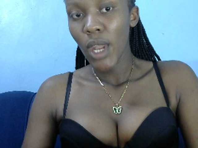Trisha254 live cam on BongaCams