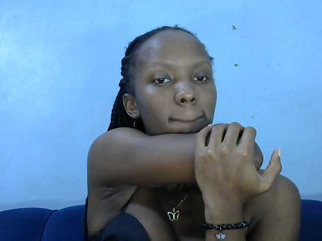 Trisha254 live cam on BongaCams