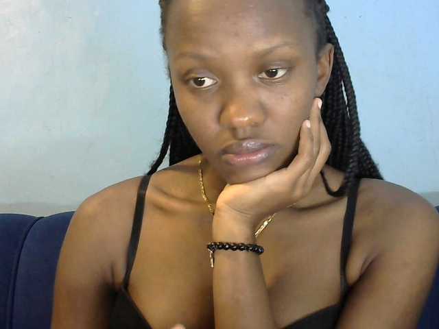 Trisha254 live cam on BongaCams