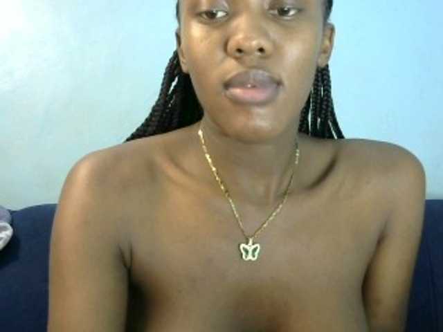 Trisha254 live cam on BongaCams