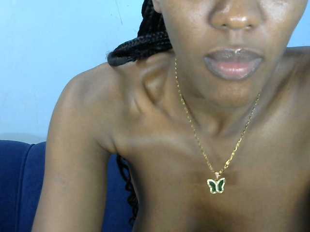 Trisha254 live cam on BongaCams