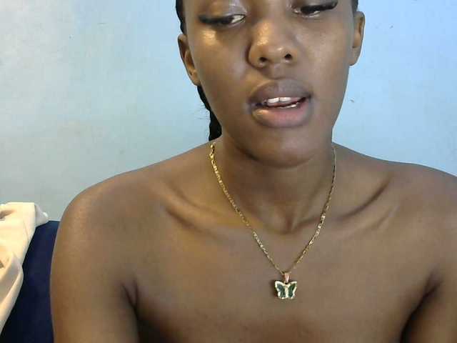 Trisha254 live cam on BongaCams