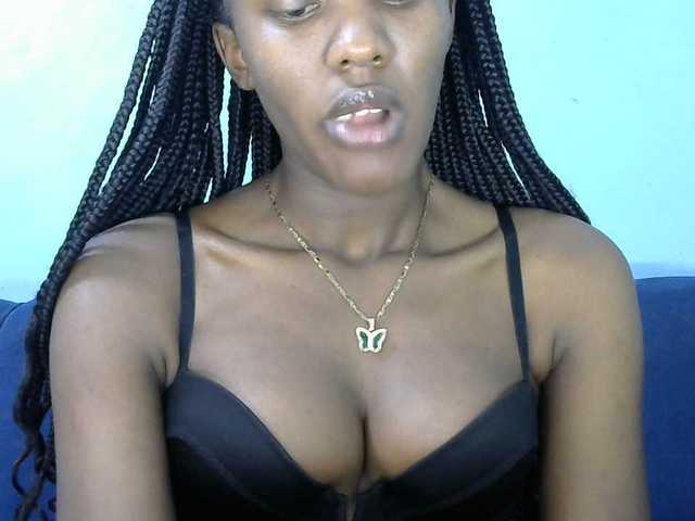 Trisha254 live cam on BongaCams
