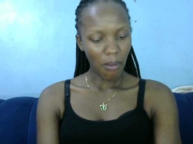 Trisha254 live cam on BongaCams