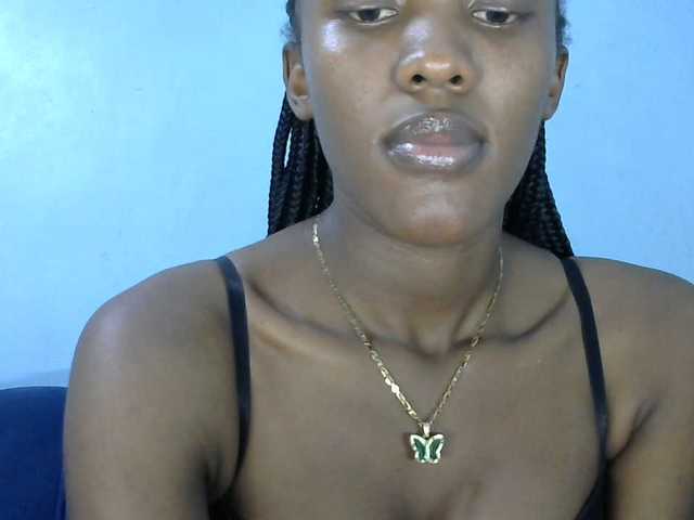 Trisha254 live cam on BongaCams