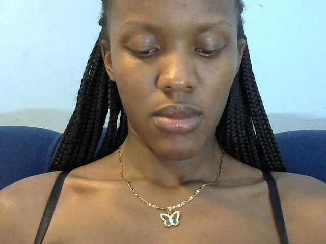Trisha254 live cam on BongaCams