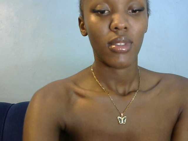 Trisha254 live webcam show