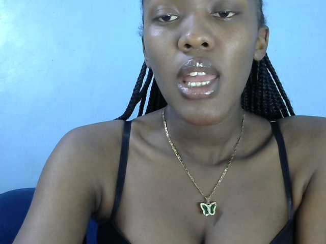 Trisha254 live cam on BongaCams