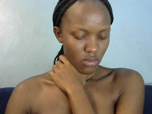 Trisha254 live cam on BongaCams