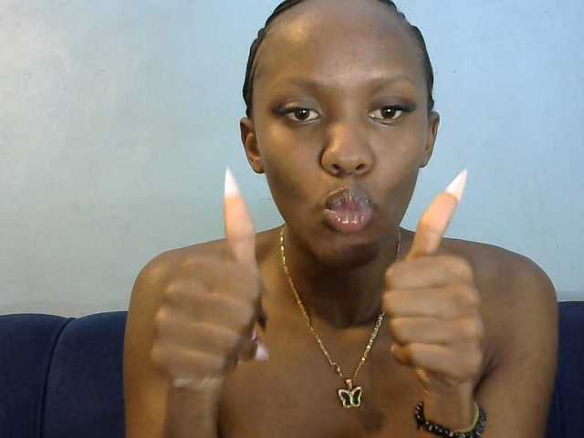 Trisha254 live cam on BongaCams
