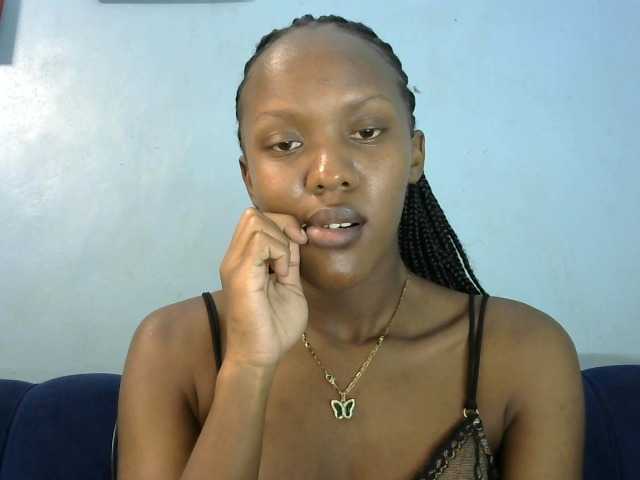 Trisha254 live cam on BongaCams