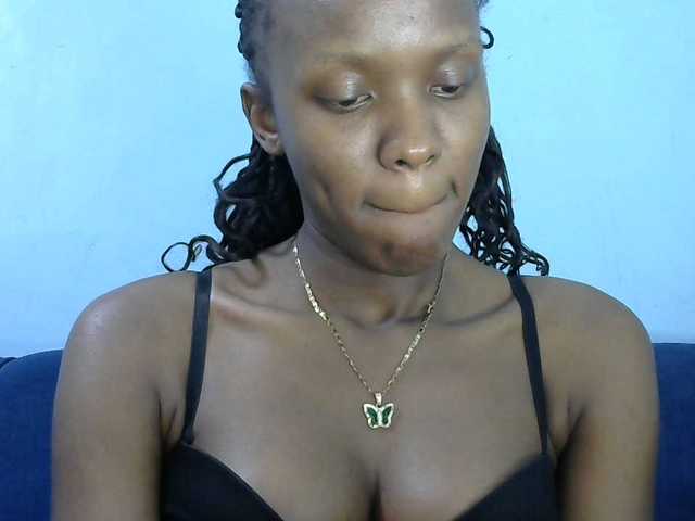 Trisha254 live cam on BongaCams