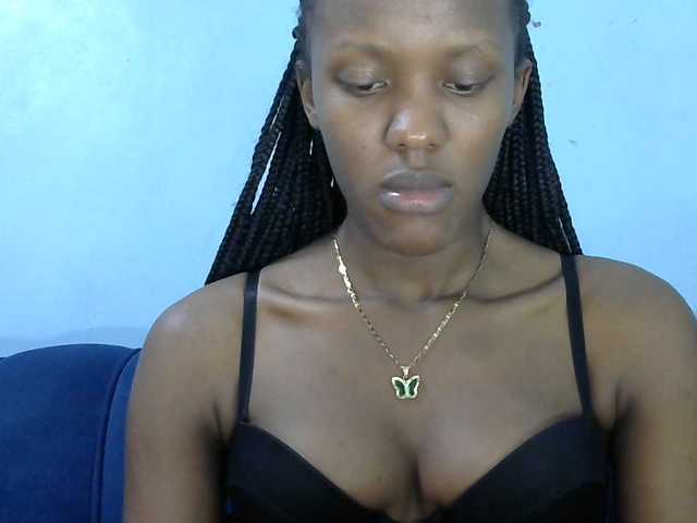 Trisha254 live cam on BongaCams