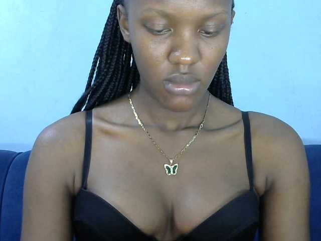 Trisha254 live cam on BongaCams