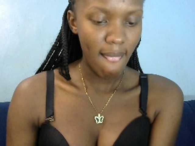 Trisha254 live cam on BongaCams