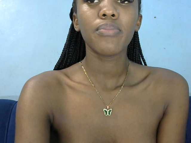 Trisha254 live cam on BongaCams