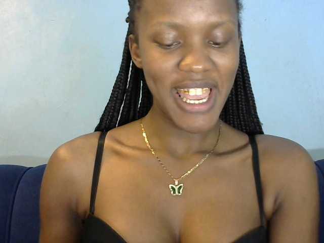 Trisha254 live cam on BongaCams