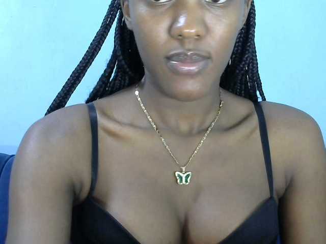 Trisha254 live cam on BongaCams