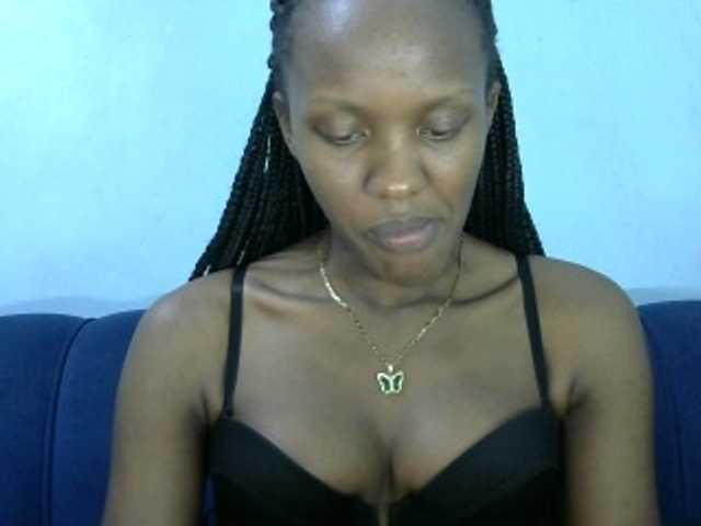 Trisha254 live cam on BongaCams