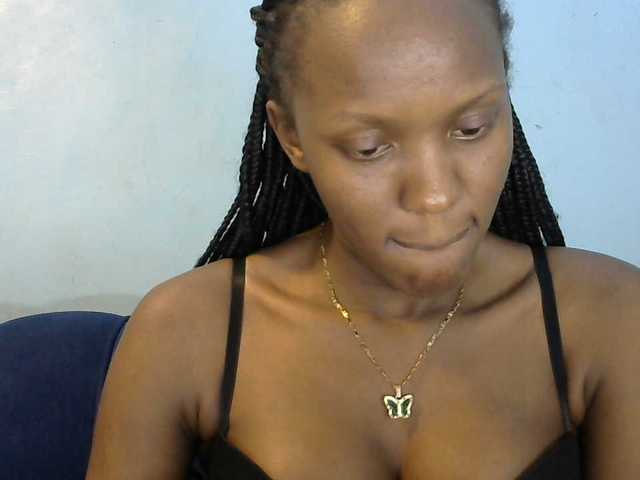 Trisha254 live cam on BongaCams