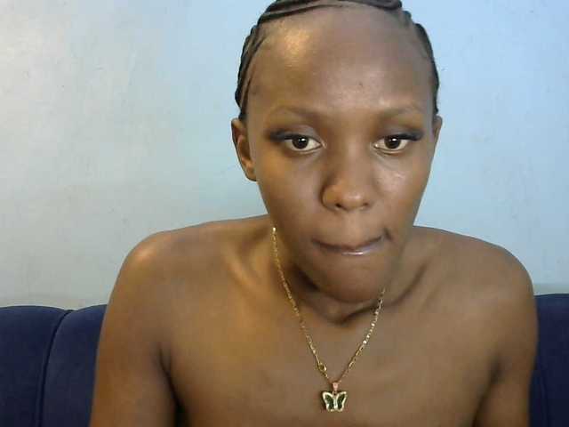 Trisha254 live cam on BongaCams