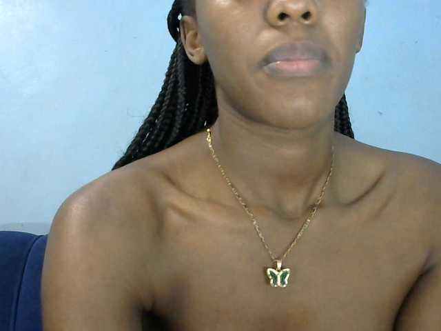 Trisha254 live cam on BongaCams