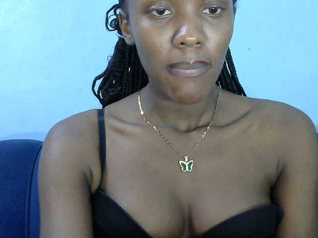 Trisha254 live cam on BongaCams