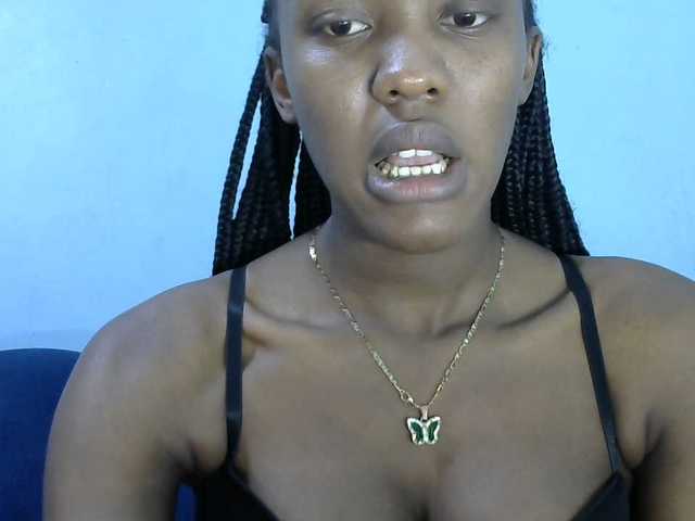 Trisha254 live cam on BongaCams