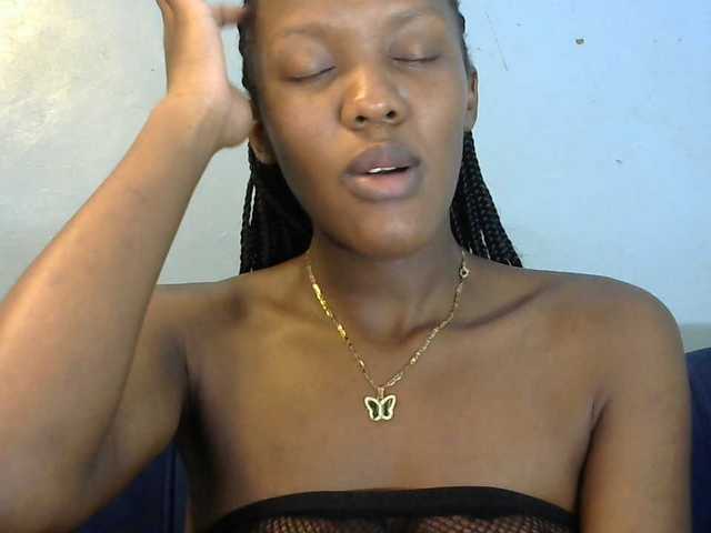 Trisha254 live cam on BongaCams