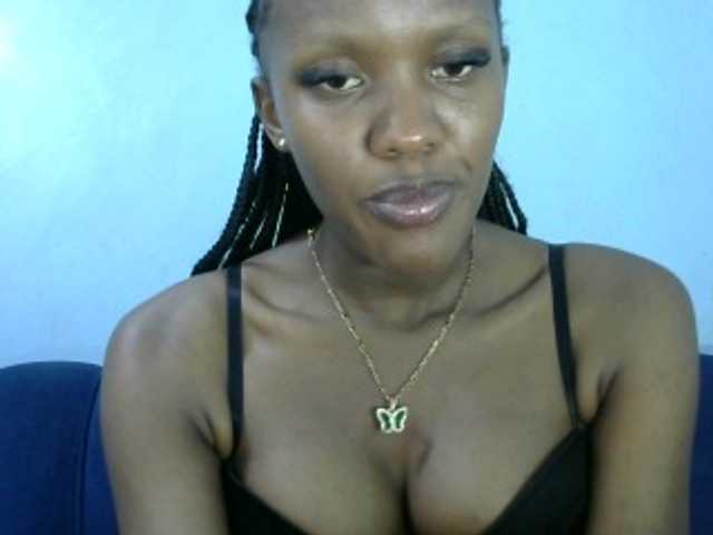 Trisha254 live cam on BongaCams