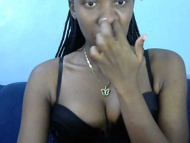 Trisha254 live cam on BongaCams