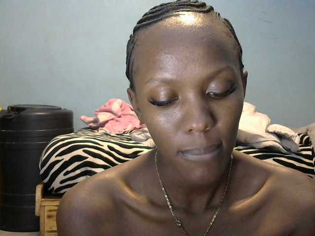 Trisha254 live cam on BongaCams