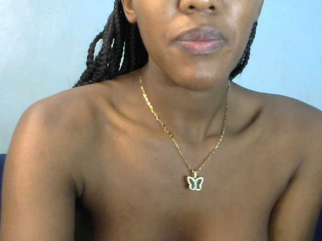 Trisha254 live cam on BongaCams