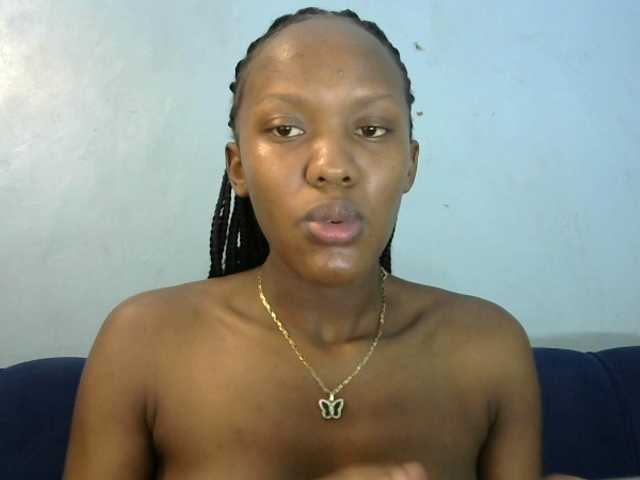 Trisha254 live cam on BongaCams