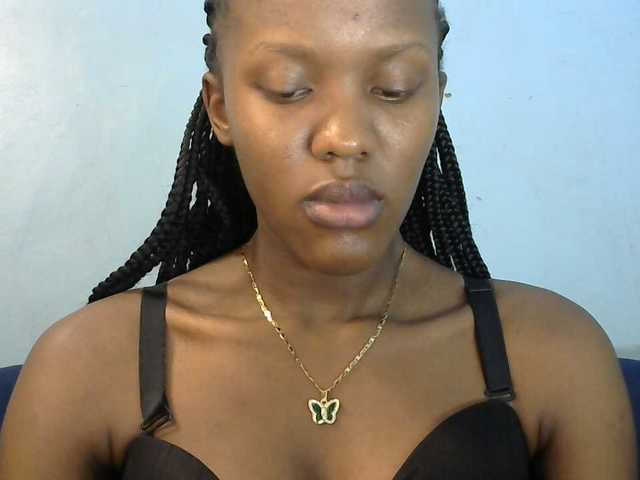Trisha254 live cam on BongaCams