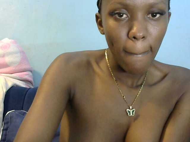 Trisha254 live webcam show