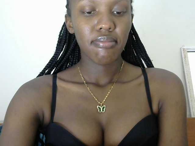 Trisha254 live cam on BongaCams