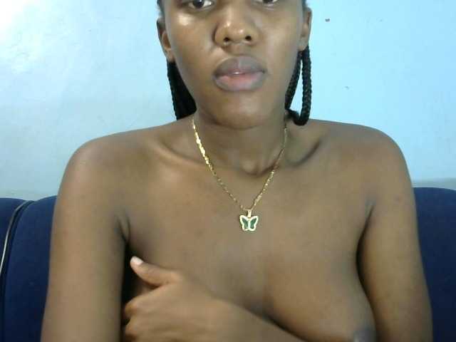 Trisha254 live cam on BongaCams
