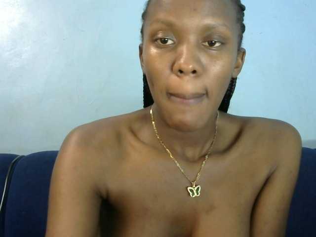Trisha254 live cam on BongaCams