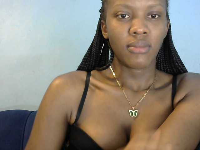 Trisha254 live cam on BongaCams