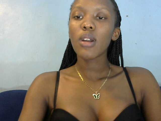 Trisha254 live cam on BongaCams