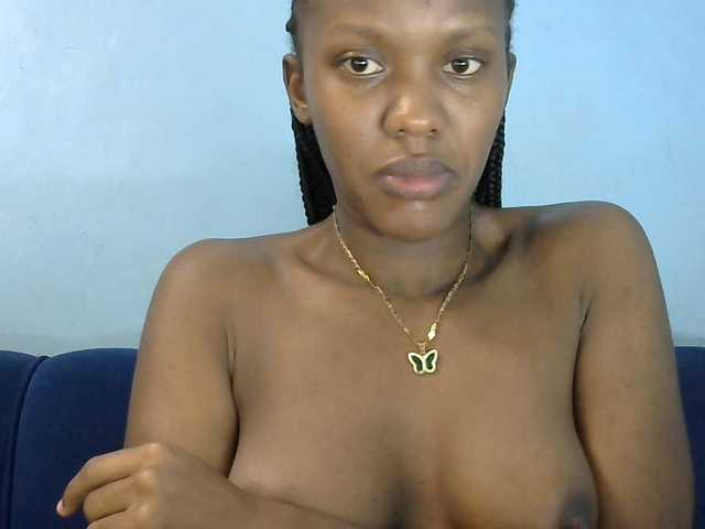 Trisha254 live cam on BongaCams